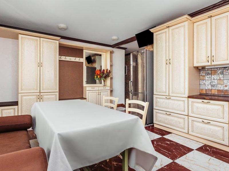 У Оксаны (ул. Пионерская)