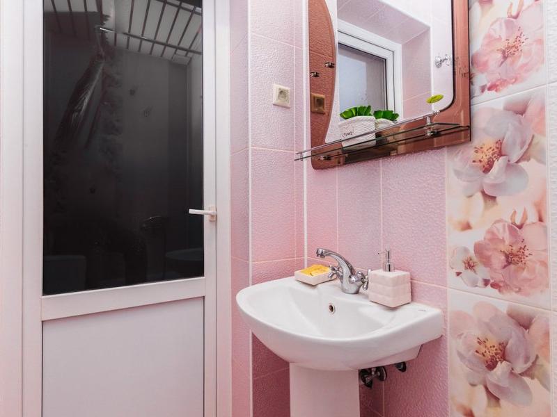 У Оксаны (ул. Пионерская)