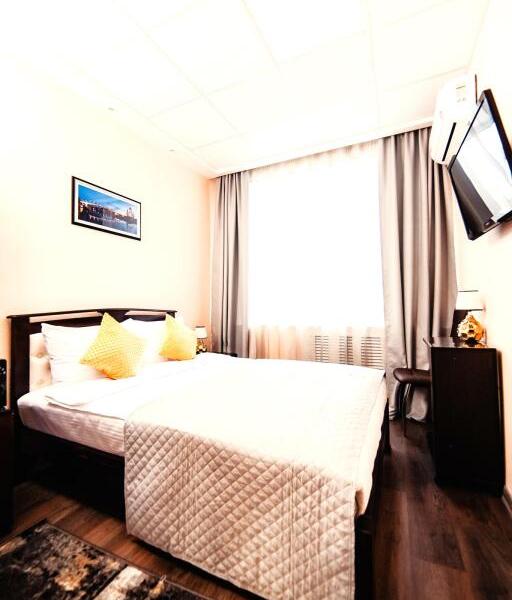 Business City Hotel