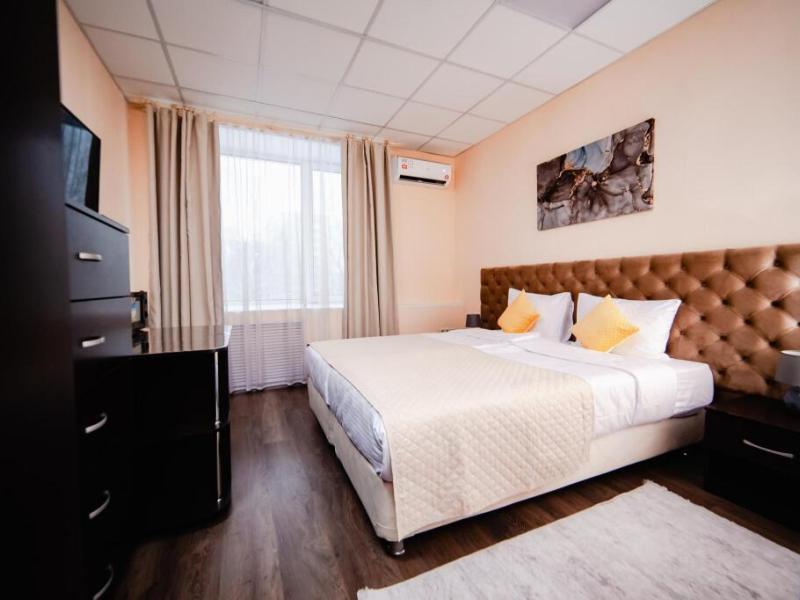 Business City Hotel