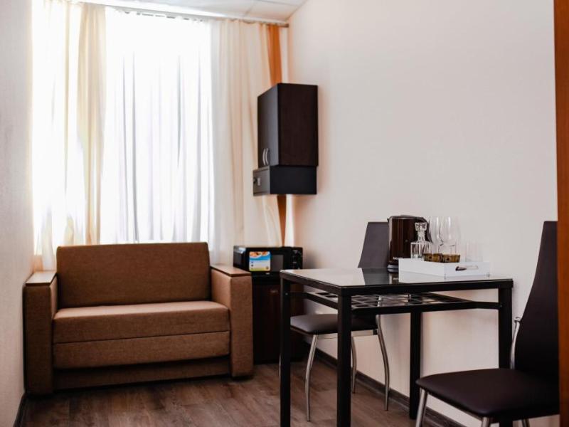 Business City Hotel