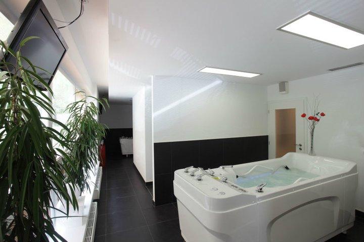 Resort Poppy (Hotel Alice)