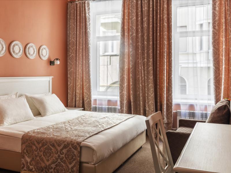 Florinn Hotel