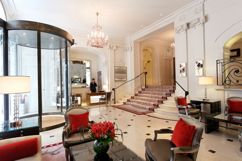 121 Paris Hotel