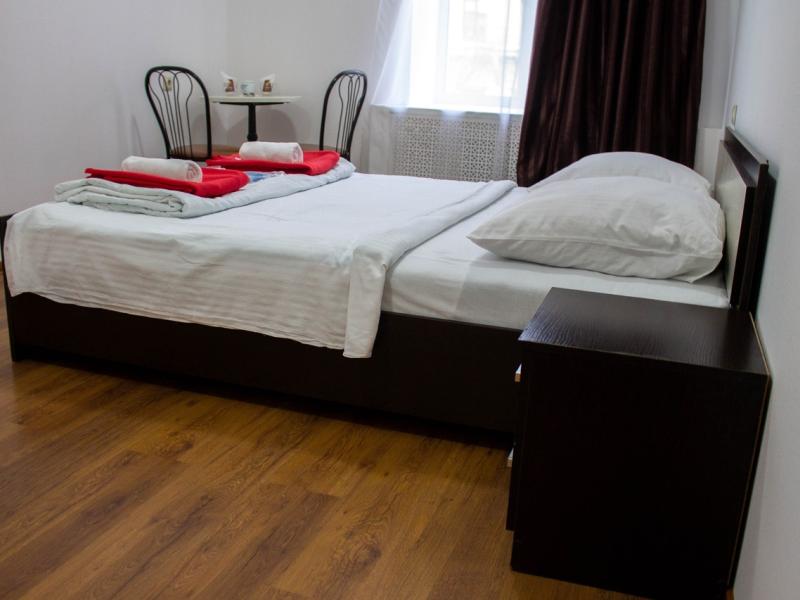 Simple Seasons Rooms