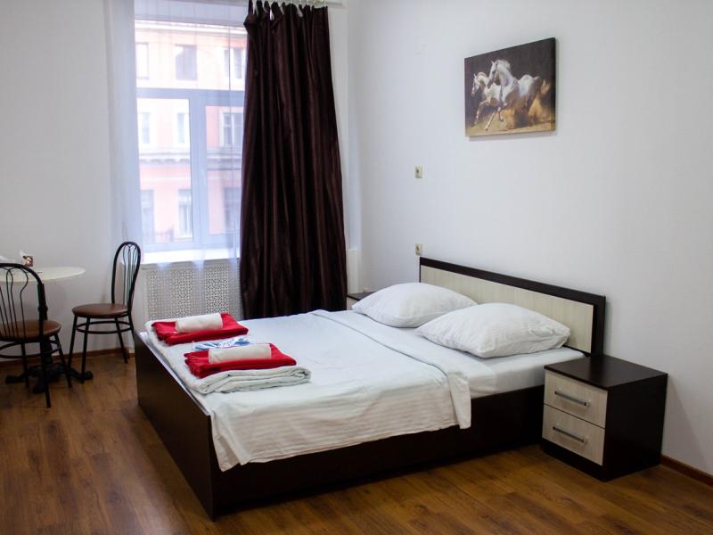 Simple Seasons Rooms