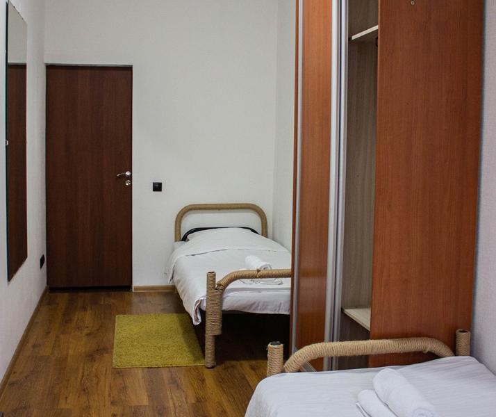 Simple Seasons Rooms