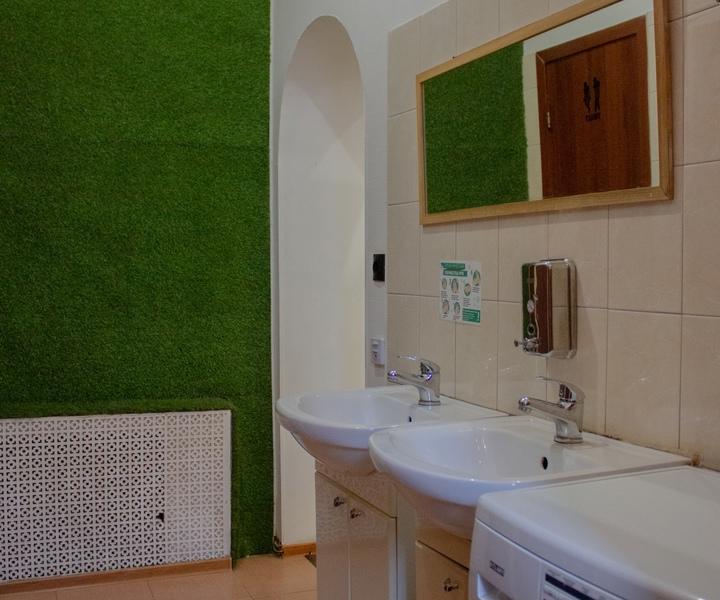 Simple Seasons Rooms