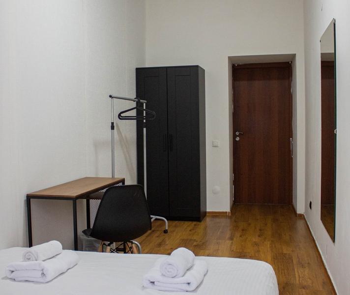 Simple Seasons Rooms