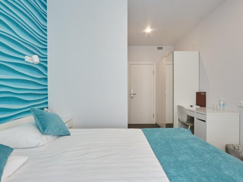Steps Hotel