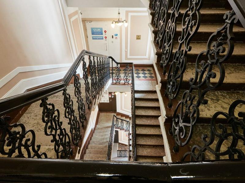 Steps Hotel