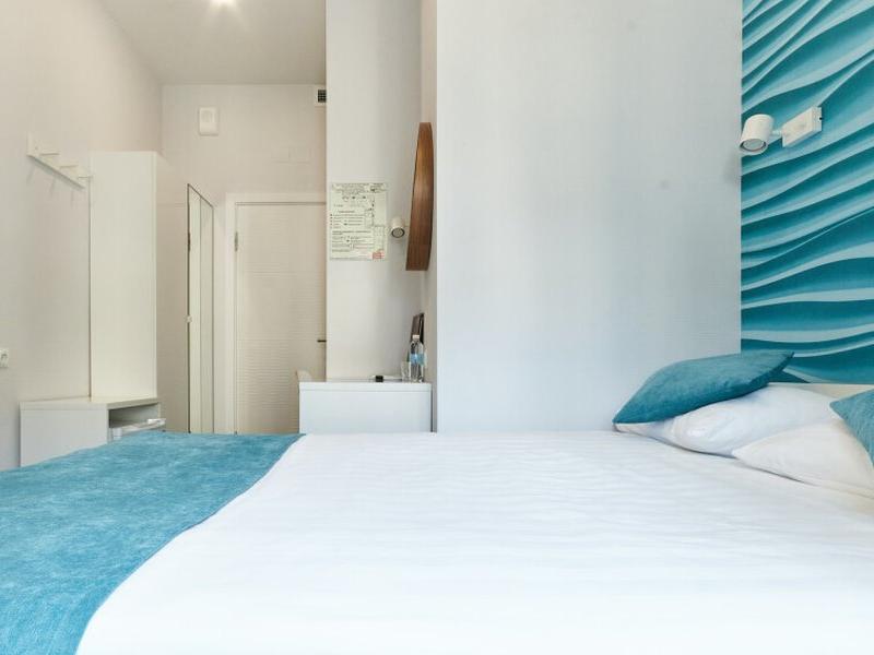 Steps Hotel