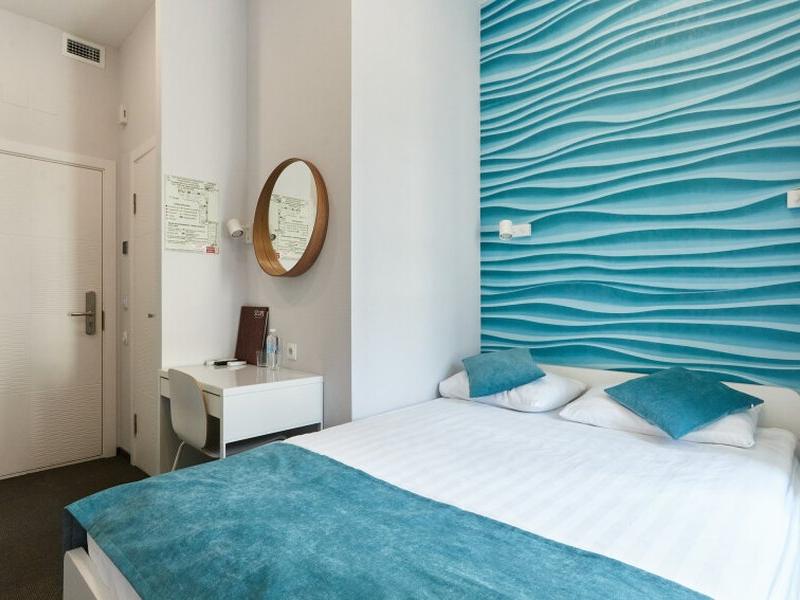 Steps Hotel