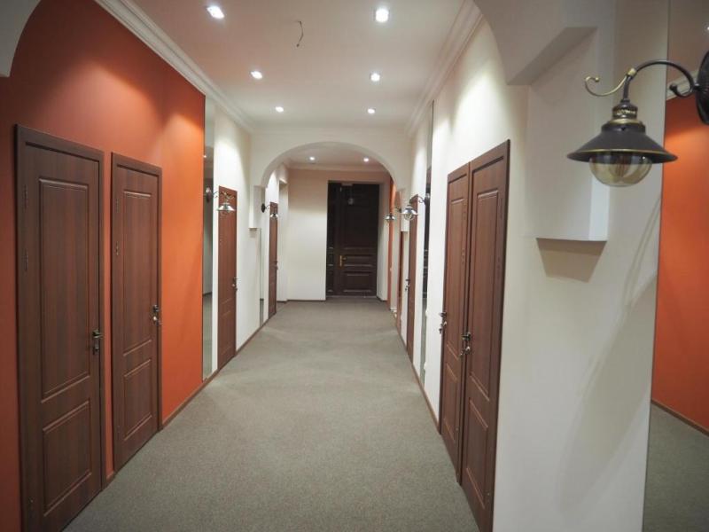 Dell Arte Hotel