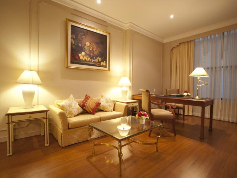 The Emerald Hotel
