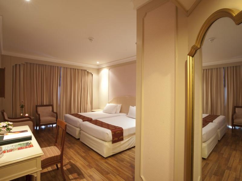 The Emerald Hotel