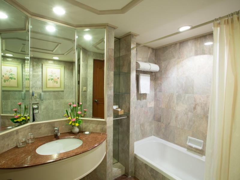 The Emerald Hotel