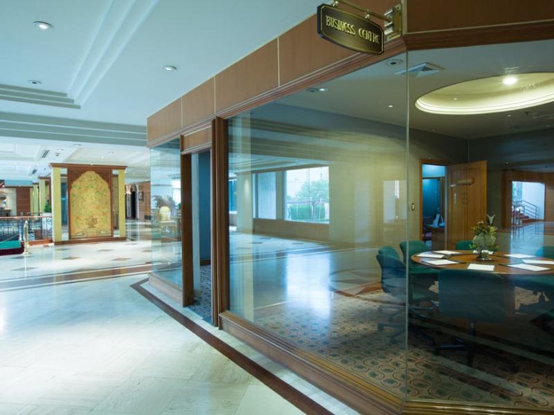 The Emerald Hotel
