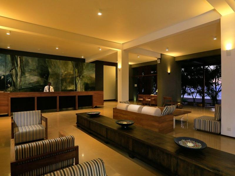 Pandanus Beach Resort & Spa