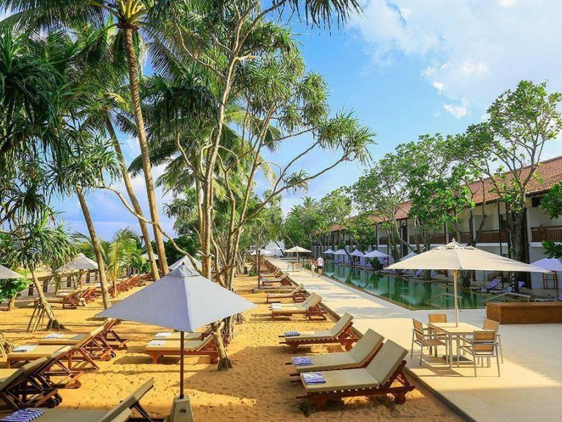 Pandanus Beach Resort & Spa