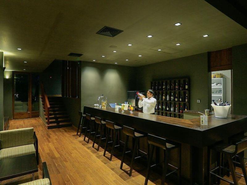 Pandanus Beach Resort & Spa