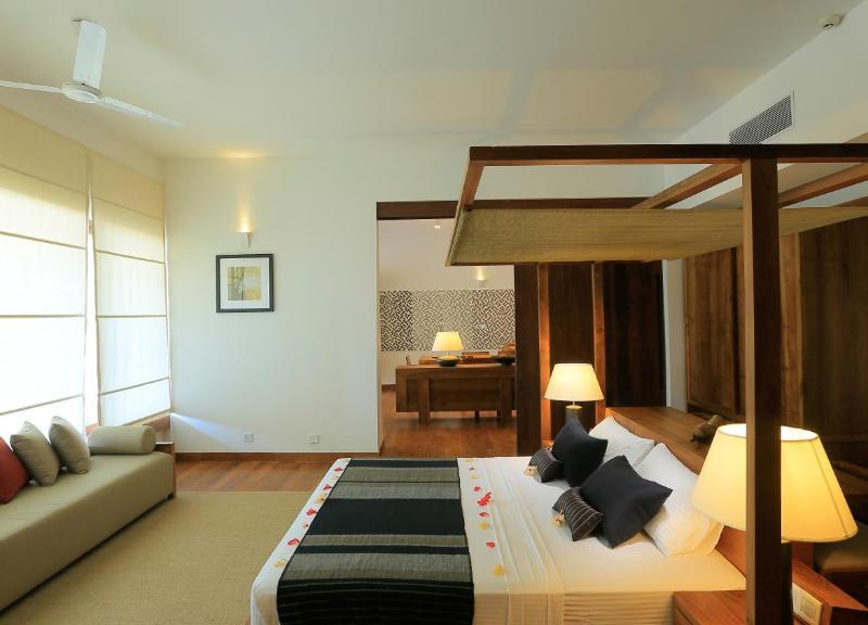 Pandanus Beach Resort & Spa