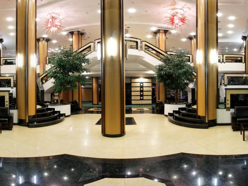 Emerald Resort