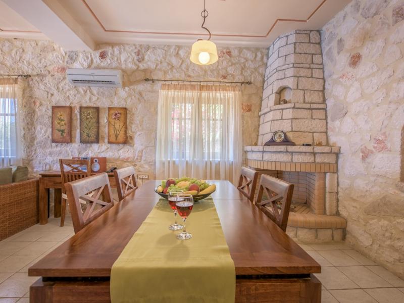 Emerald Classic Villas