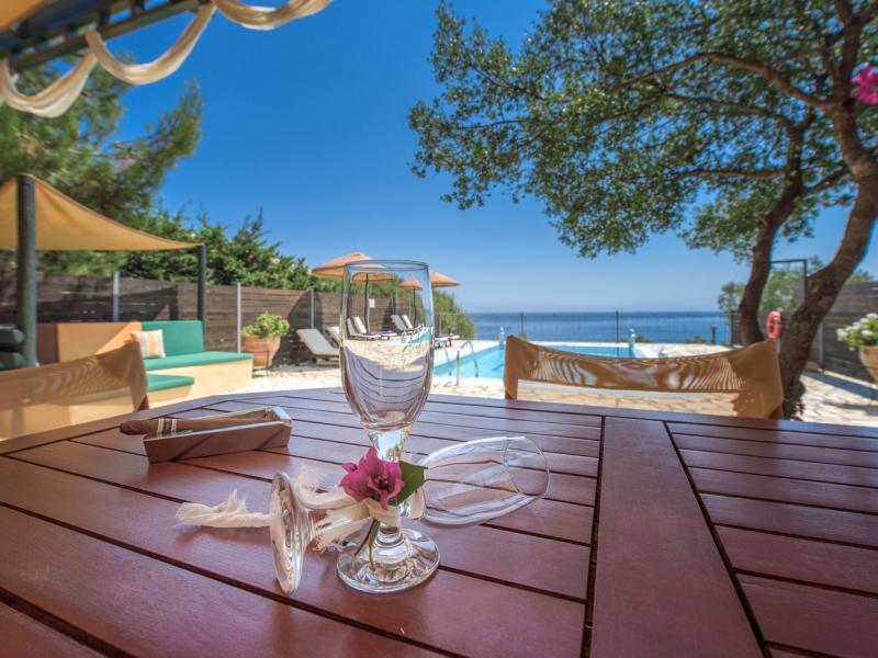 Emerald Classic Villas