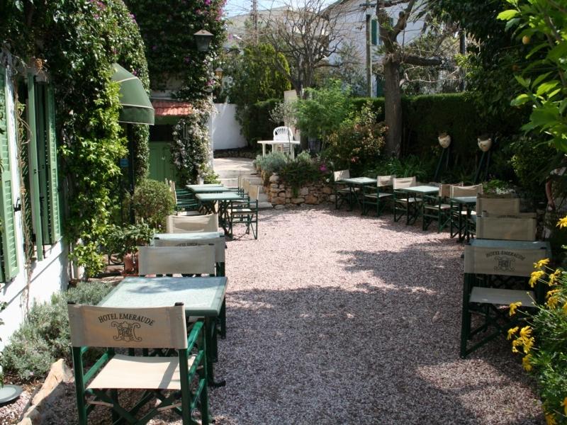Hotel Emeraude