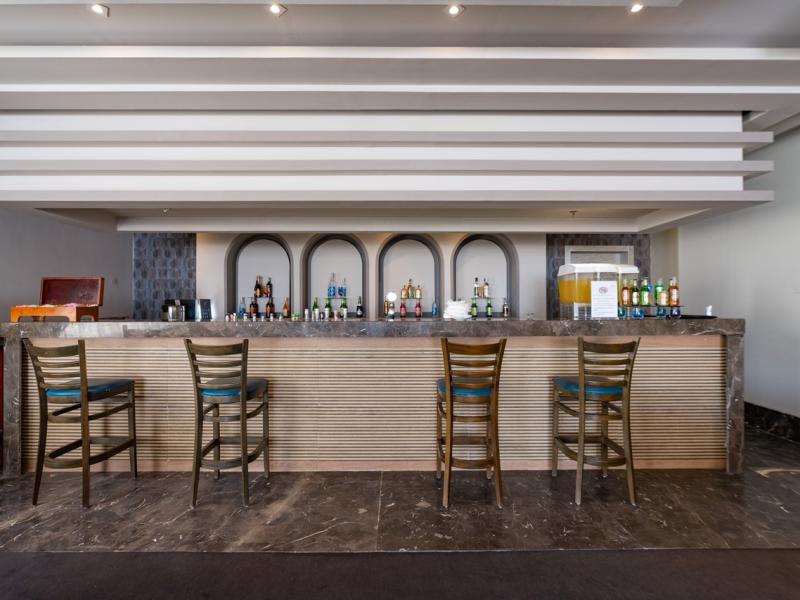 Seven Seas Jolie Bay