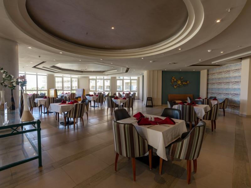 Seven Seas Jolie Bay