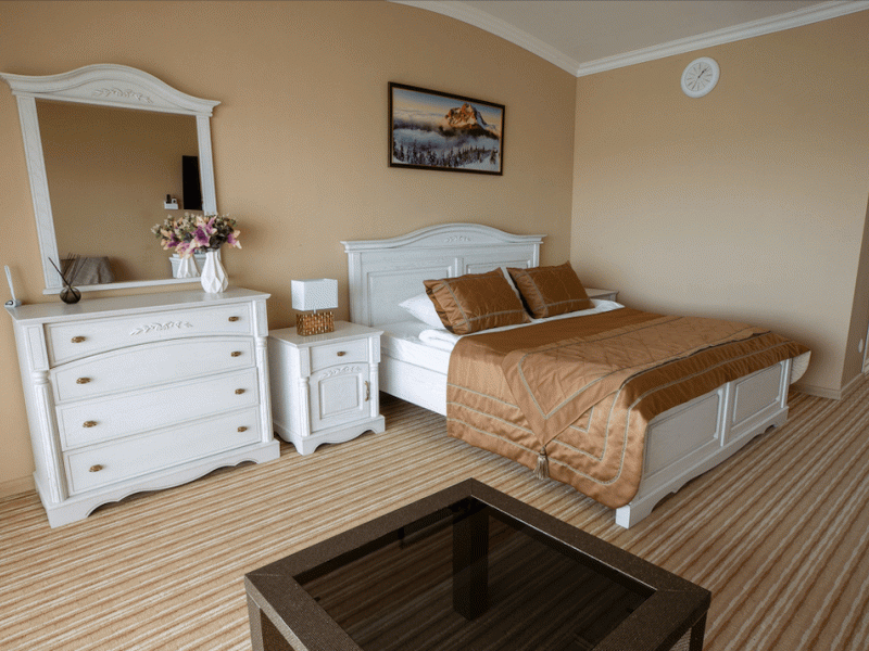 Белый Медведь