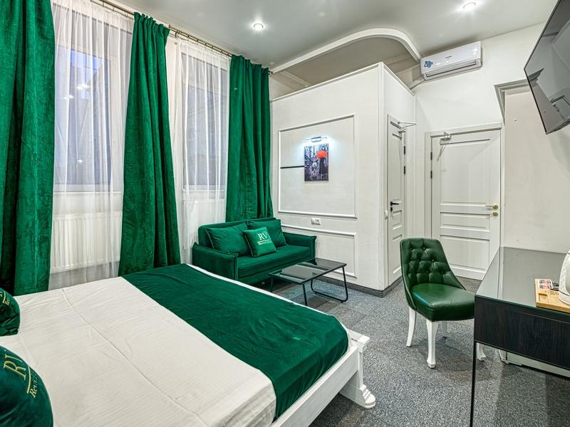 Revival Hotel