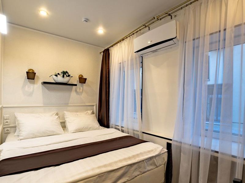 Revival Hotel