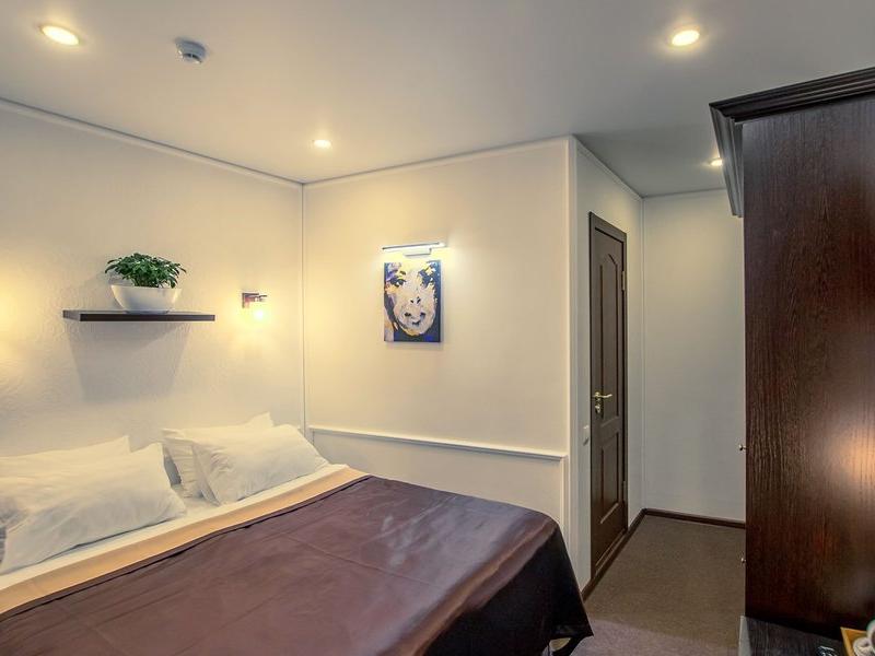 Revival Hotel