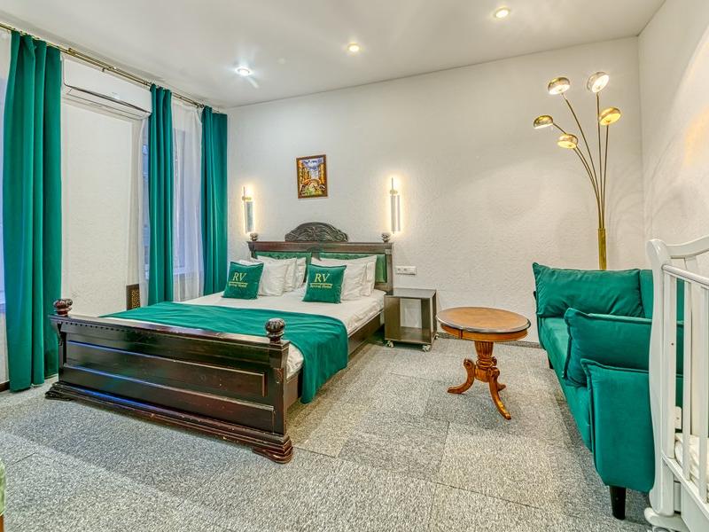 Revival Hotel