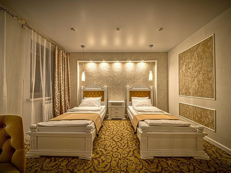 Revival Hotel