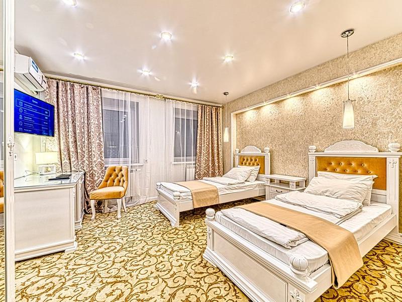 Revival Hotel