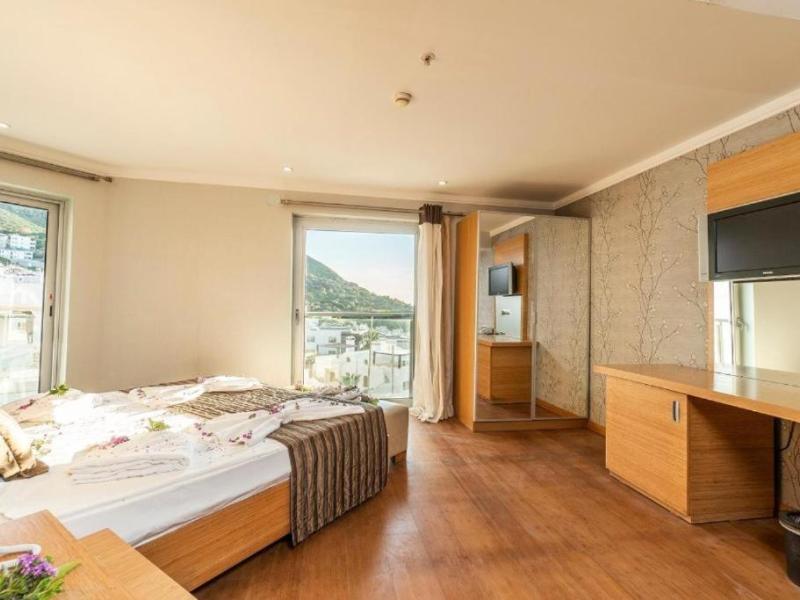 My Mira Deluxe Resort