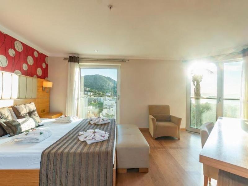 My Mira Deluxe Resort