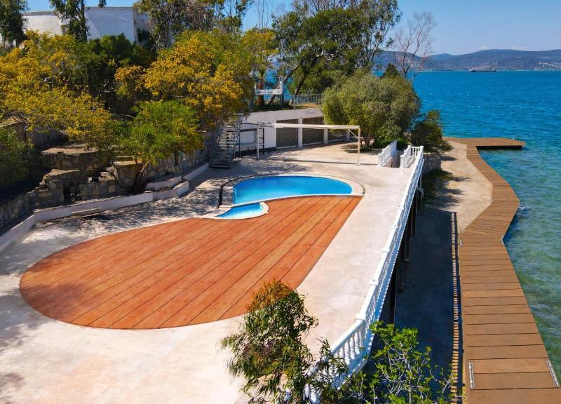 Roseira Beach Resort