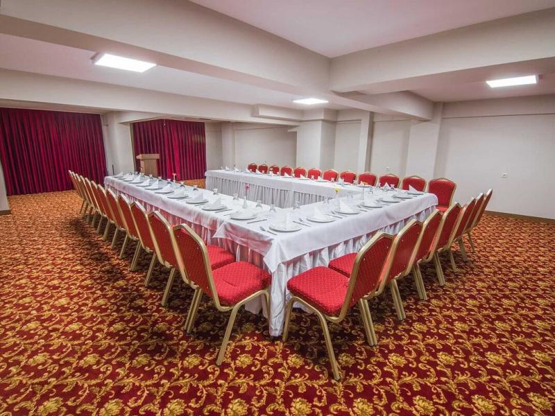 Roseira Beach Resort