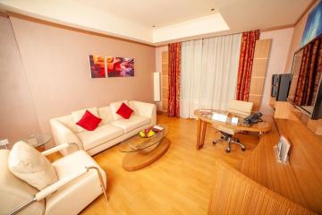 Отель Residence Inn Sheikh Zayed Road, Dubai ОАЭ, Бур Дубай, фото 4