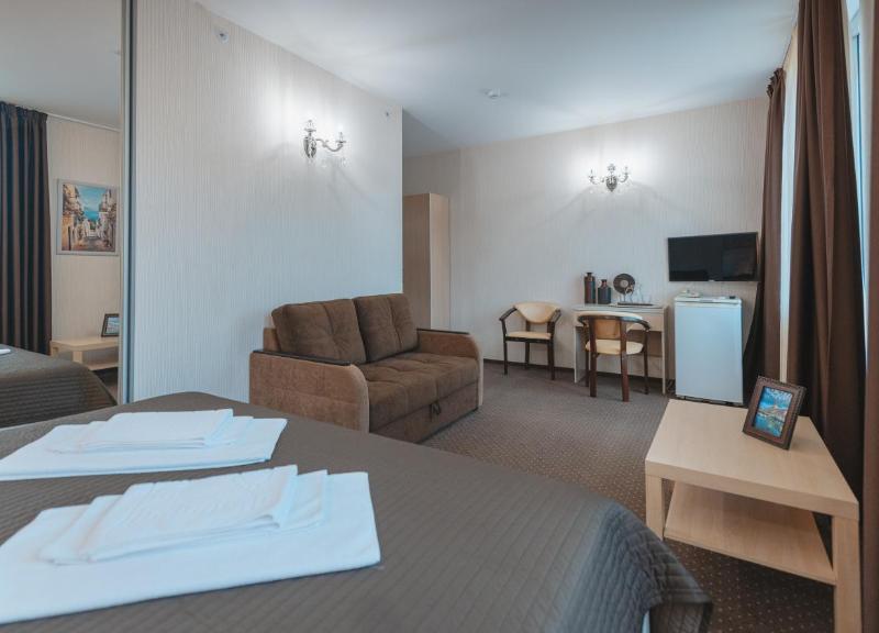 Хоста (ул. Платановая)