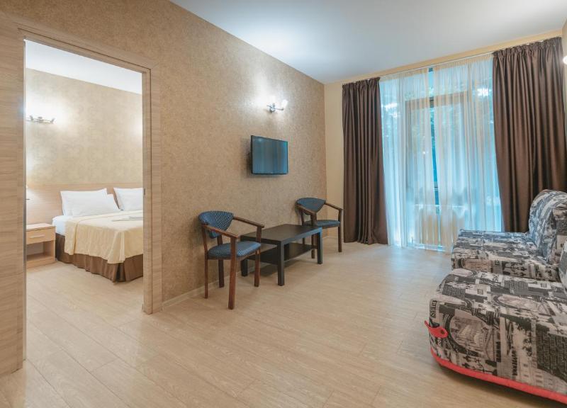 Хоста (ул. Платановая)