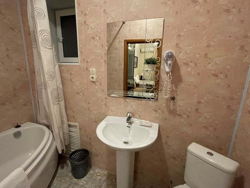 Отель Байрон