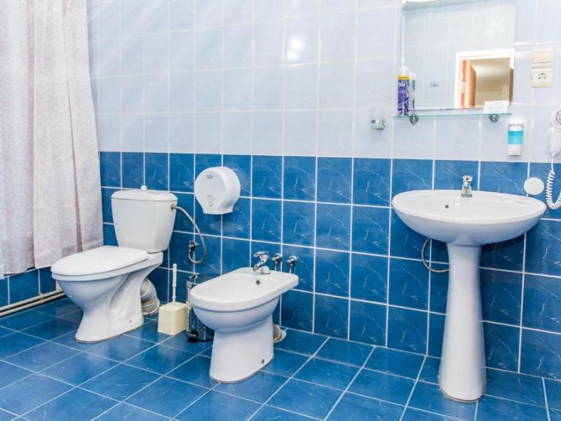 Отель Аваллон