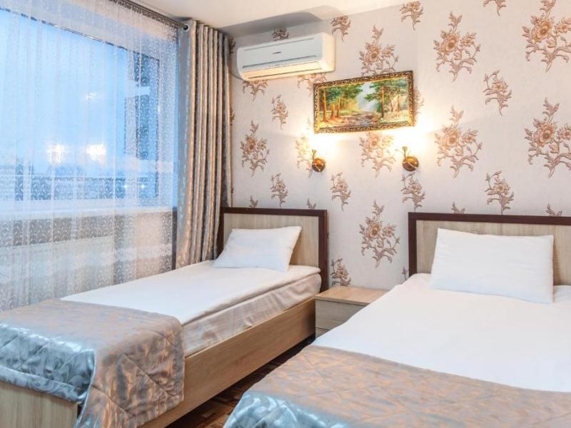 Отель Аваллон