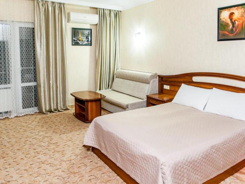 Отель Аваллон